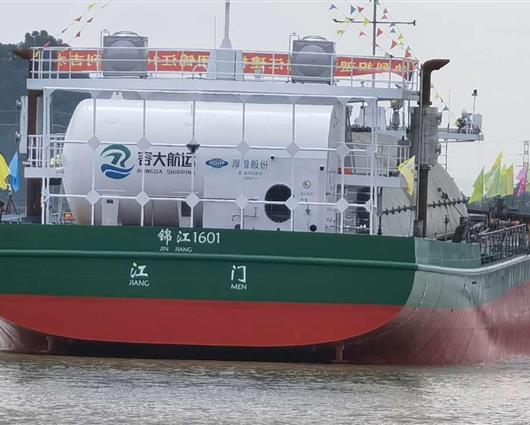 守护绿色珠江，厚普股份参与建造的广东容大航运75艘LNG动力船首船顺利下水