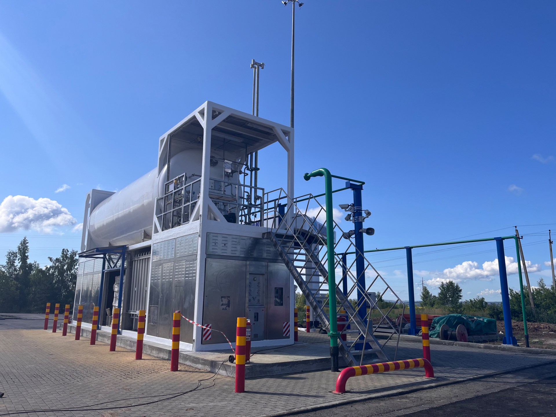 俄罗斯橇装式液化天然气加注站